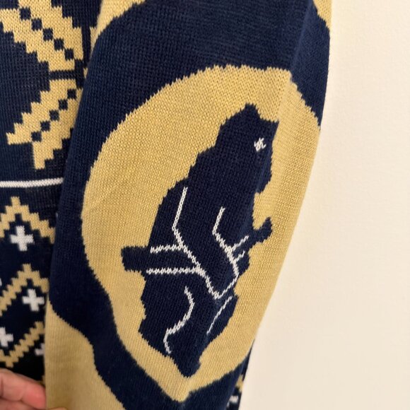 🎄 Chicago Cubs Holiday Sweater – MLB Genuine Merchandise 🎁 - Picture 4 of 7